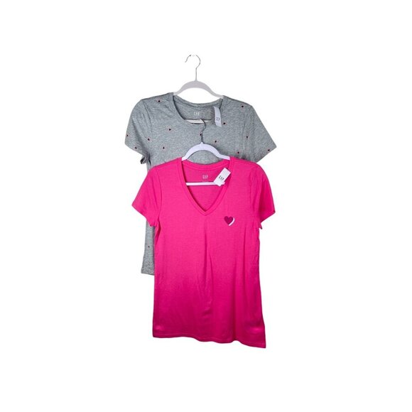 Gap Heart Short Sleeve Tshirt Bundle (2) NWT - Picture 1 of 11